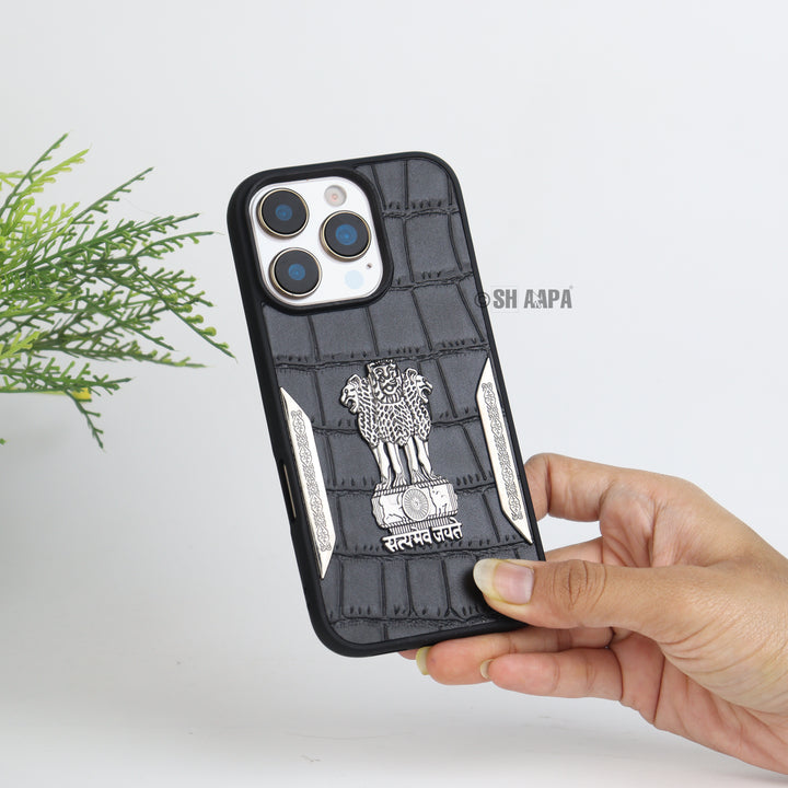 iPhone 15 Series Satyamev Jayate Textured Leather Case